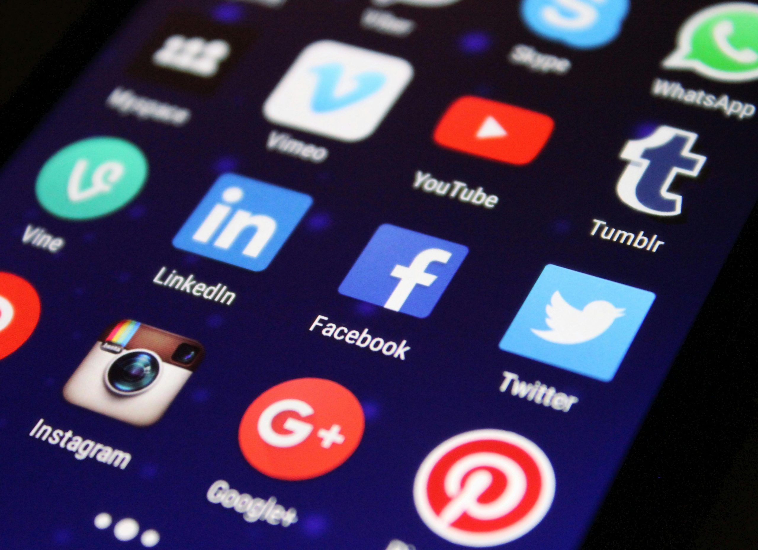 30 Social Media Posts